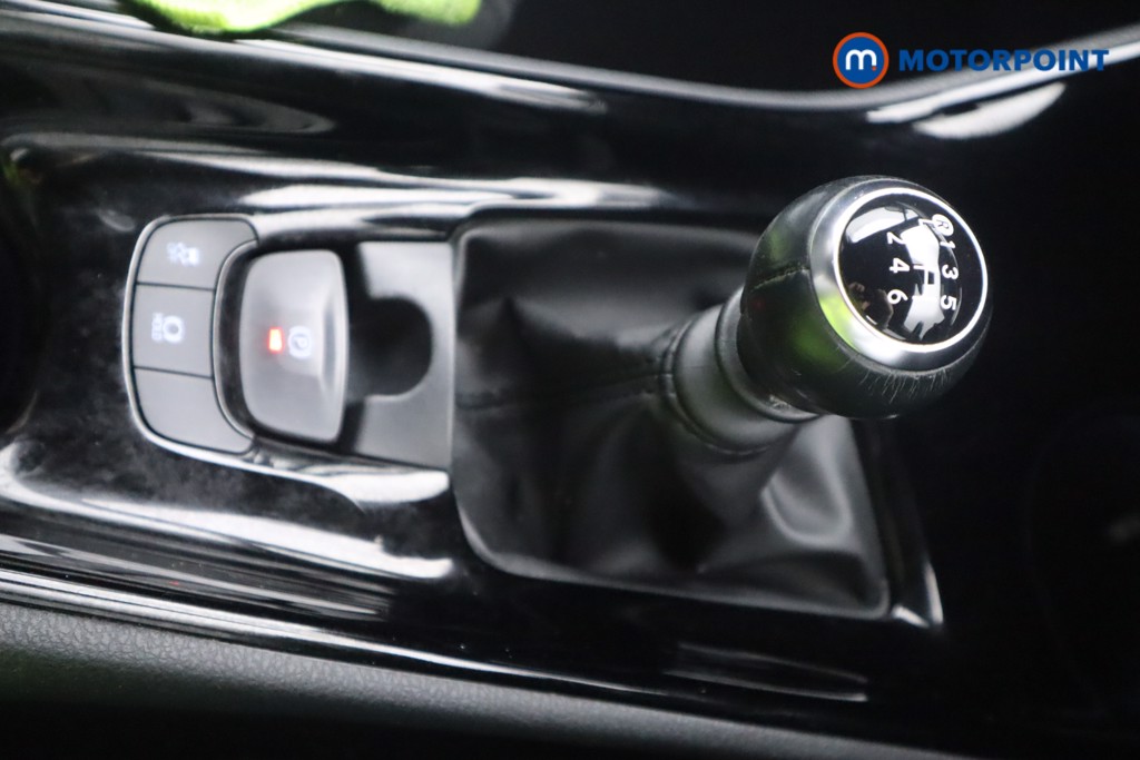 Toyota C-Hr Dynamic Manual Petrol SUV - Stock Number (1573835) - 4th supplementary image