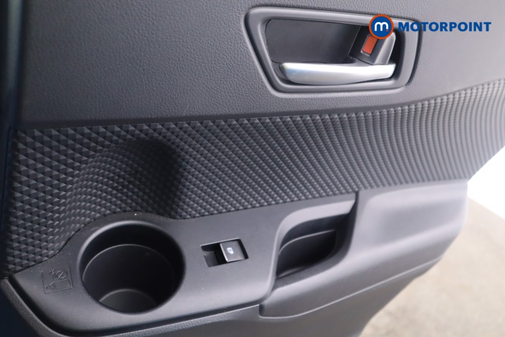 Toyota C-Hr Dynamic Manual Petrol SUV - Stock Number (1573835) - 16th supplementary image