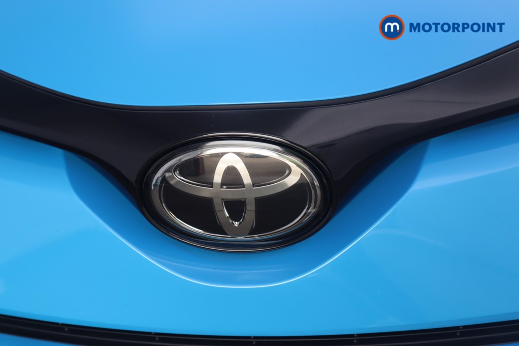 Toyota C-Hr Dynamic Manual Petrol SUV - Stock Number (1573835) - 20th supplementary image