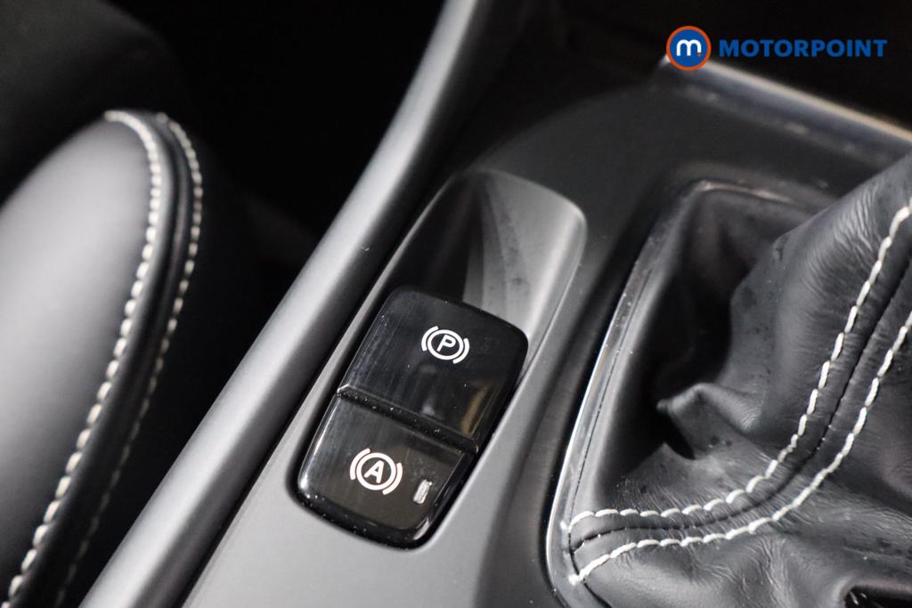 Volvo Xc40 R Design Manual Petrol SUV - Stock Number (1574022) - 8th supplementary image