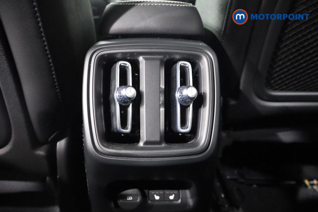 Volvo Xc40 R Design Manual Petrol SUV - Stock Number (1574022) - 21st supplementary image