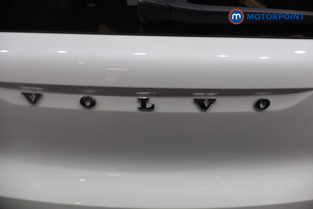 Volvo Xc40 R Design Manual Petrol SUV - Stock Number (1574022) - 35th supplementary image