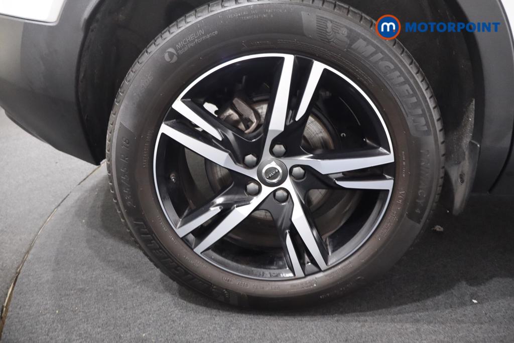 Volvo Xc40 R Design Manual Petrol SUV - Stock Number (1574022) - 39th supplementary image