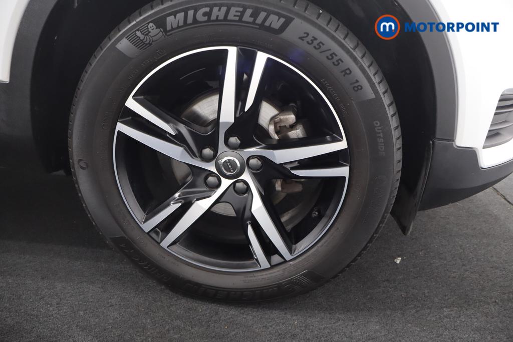 Volvo Xc40 R Design Manual Petrol SUV - Stock Number (1574022) - 40th supplementary image