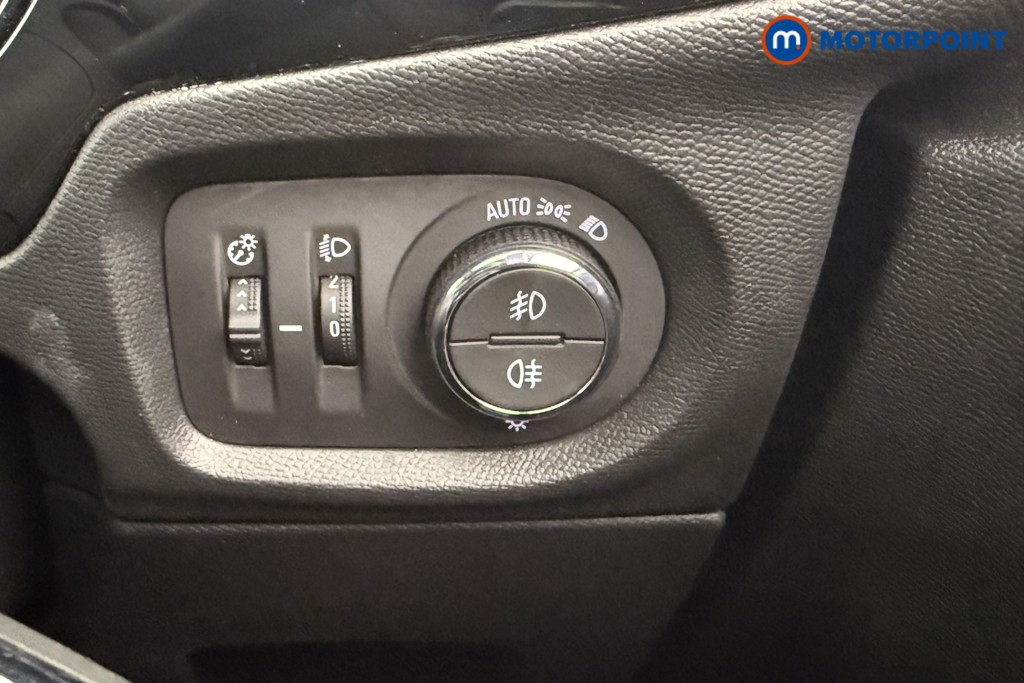 Vauxhall Corsa GS Manual Petrol Hatchback - Stock Number (1538753) - 12th supplementary image