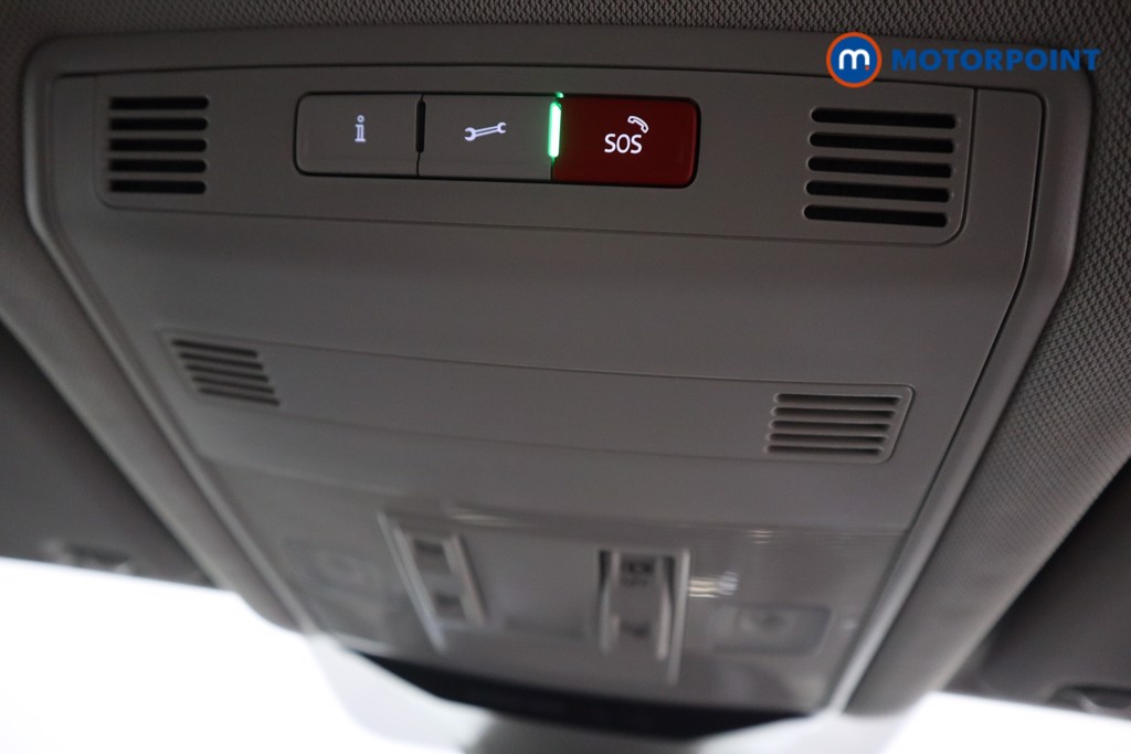 Volkswagen T-Roc Style Automatic Petrol SUV - Stock Number (1541584) - 23rd supplementary image