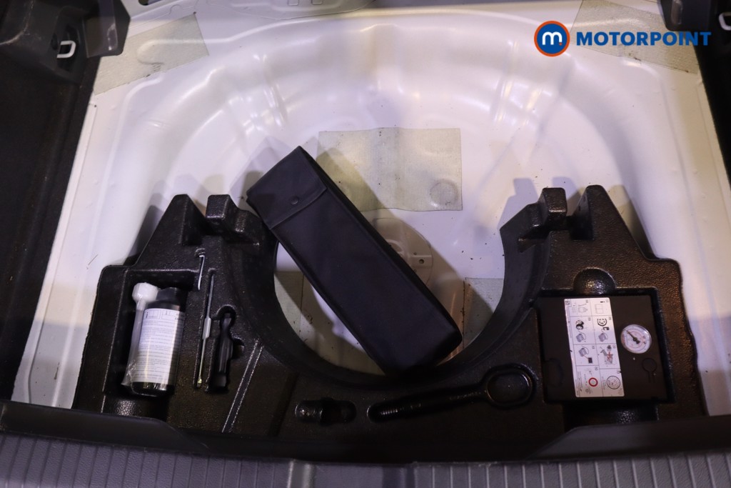 Volkswagen T-Roc Style Automatic Petrol SUV - Stock Number (1541584) - 28th supplementary image