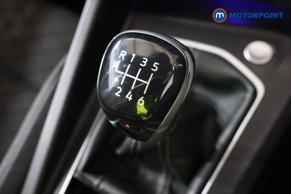 Volkswagen Golf R-Line Manual Petrol Hatchback - Stock Number (1549140) - 9th supplementary image