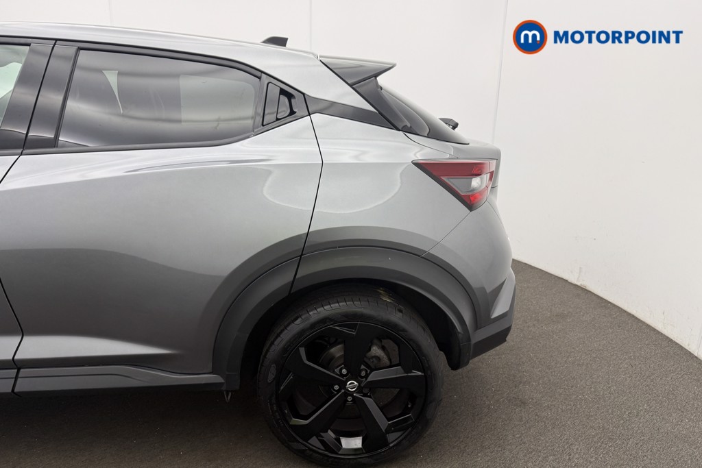 Nissan Juke Tekna Manual Petrol SUV - Stock Number (1553734) - 4th supplementary image