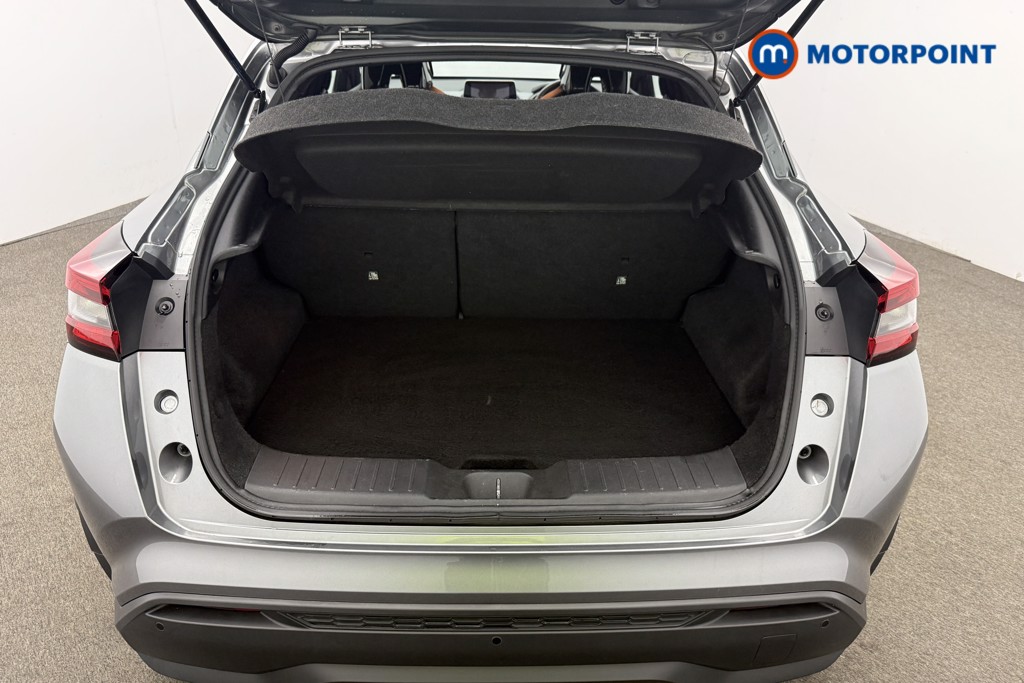 Nissan Juke Tekna Manual Petrol SUV - Stock Number (1553734) - 5th supplementary image