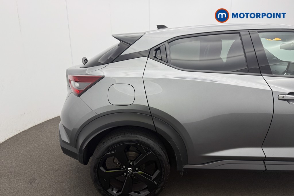 Nissan Juke Tekna Manual Petrol SUV - Stock Number (1553734) - 7th supplementary image