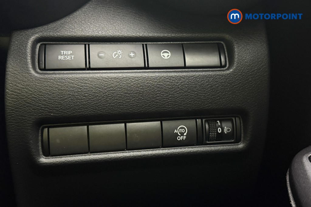 Nissan Juke Tekna Manual Petrol SUV - Stock Number (1553734) - 24th supplementary image
