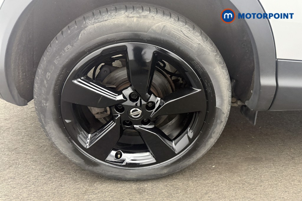 Nissan Qashqai N-Connecta Manual Petrol SUV - Stock Number (1555304) - 15th supplementary image