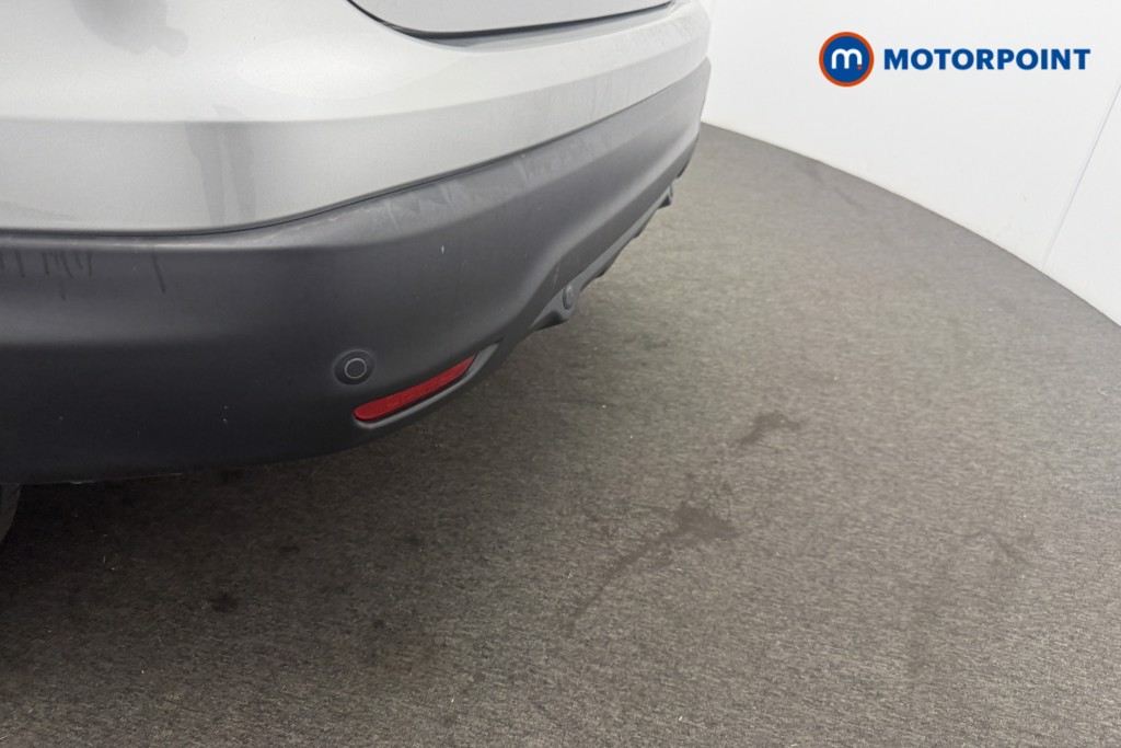 Nissan Qashqai N-Connecta Manual Petrol SUV - Stock Number (1555304) - 23rd supplementary image
