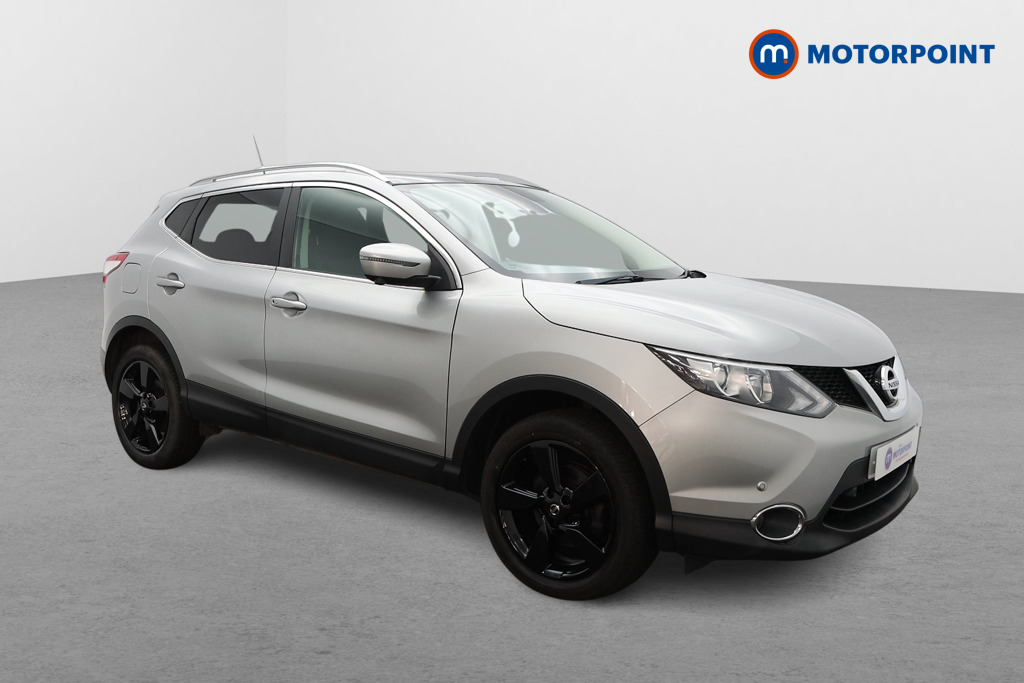 Nissan Qashqai N-Connecta Manual Petrol SUV - Stock Number (1555304) - Drivers side front corner