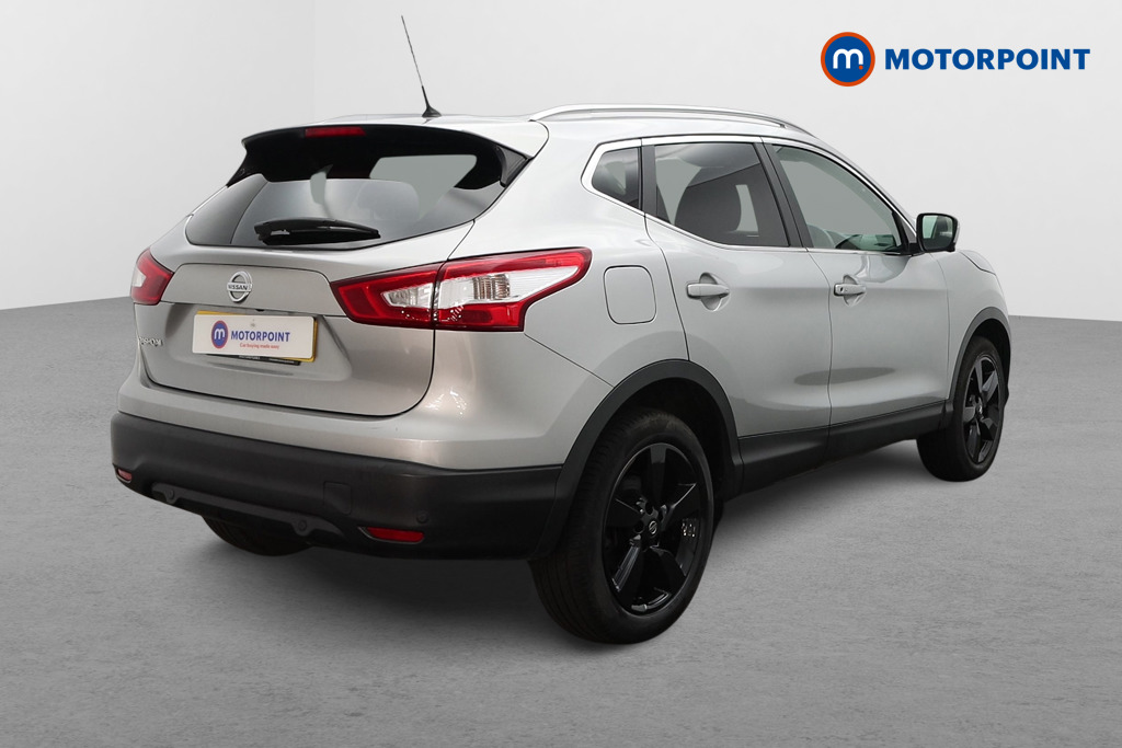 Nissan Qashqai N-Connecta Manual Petrol SUV - Stock Number (1555304) - Drivers side rear corner