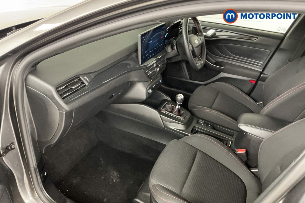 Ford Focus St-Line Edition Manual Petrol-Electric Hybrid Hatchback - Stock Number (1558589) - 6th supplementary image