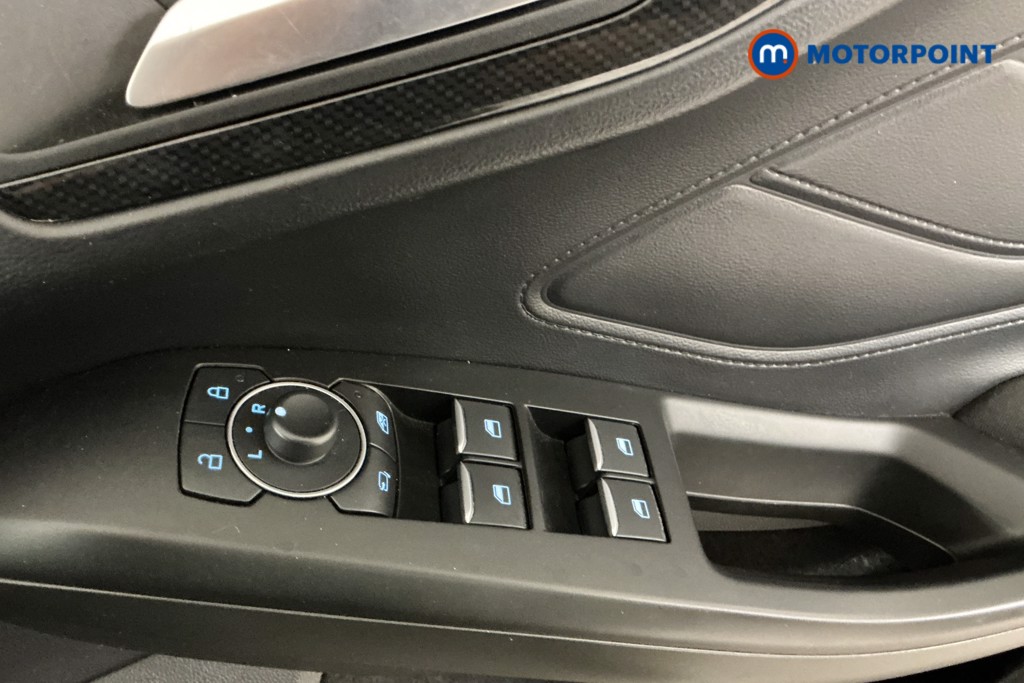 Ford Focus St-Line Edition Manual Petrol-Electric Hybrid Hatchback - Stock Number (1558589) - 14th supplementary image