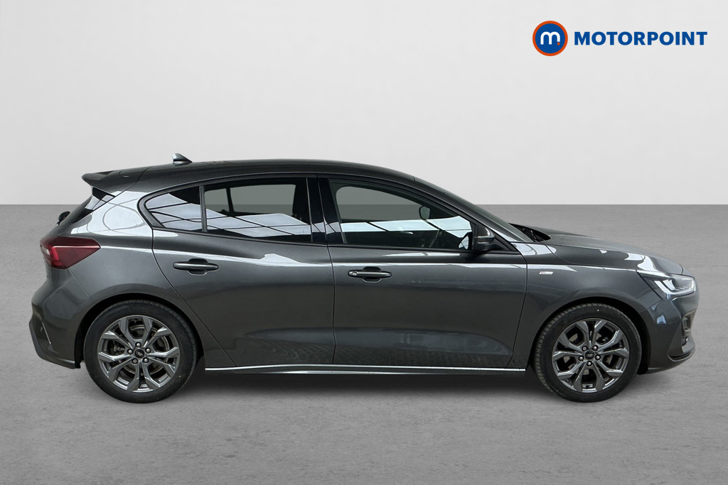 Ford Focus St-Line Edition Manual Petrol-Electric Hybrid Hatchback - Stock Number (1558589) - Drivers side