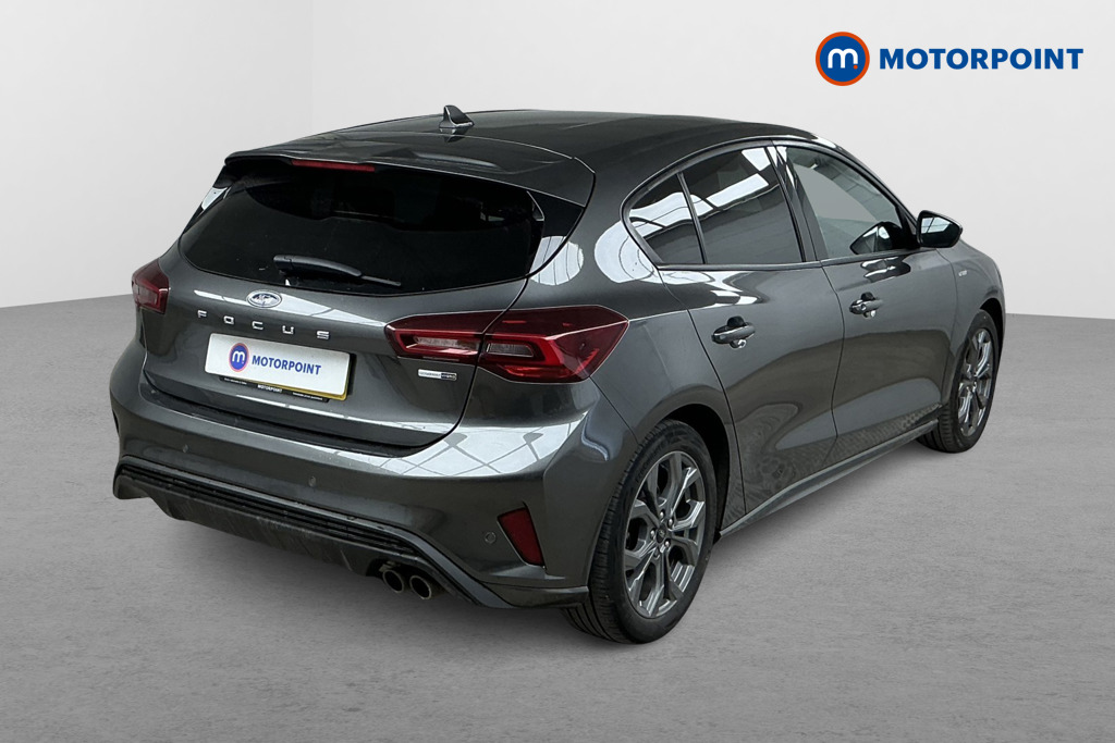 Ford Focus St-Line Edition Manual Petrol-Electric Hybrid Hatchback - Stock Number (1558589) - Drivers side rear corner
