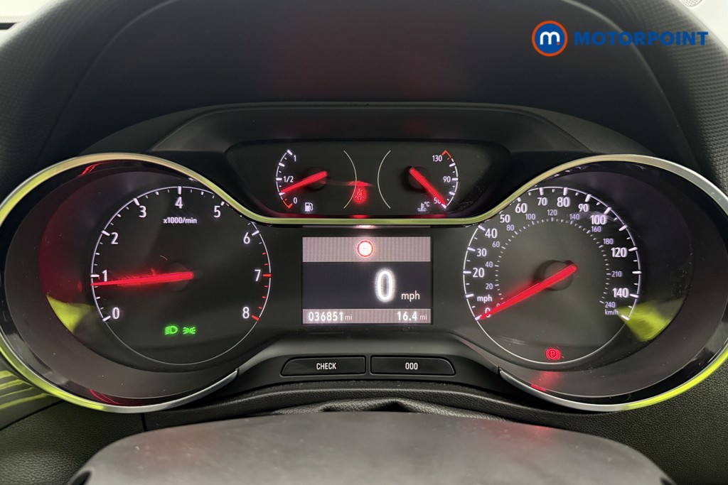 Vauxhall Crossland Ultimate Manual Diesel SUV - Stock Number (1561003) - 16th supplementary image