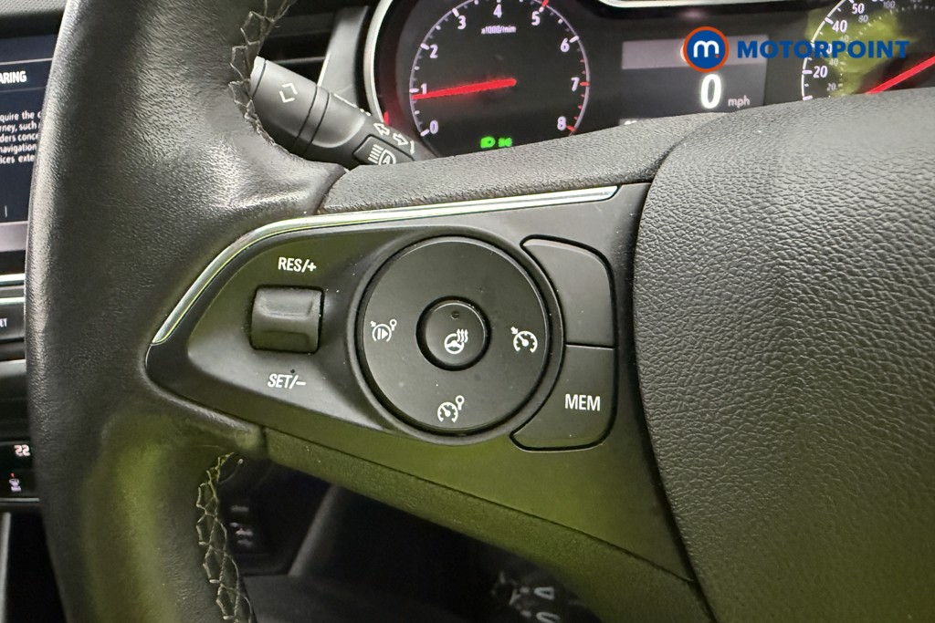 Vauxhall Crossland Ultimate Manual Diesel SUV - Stock Number (1561003) - 17th supplementary image