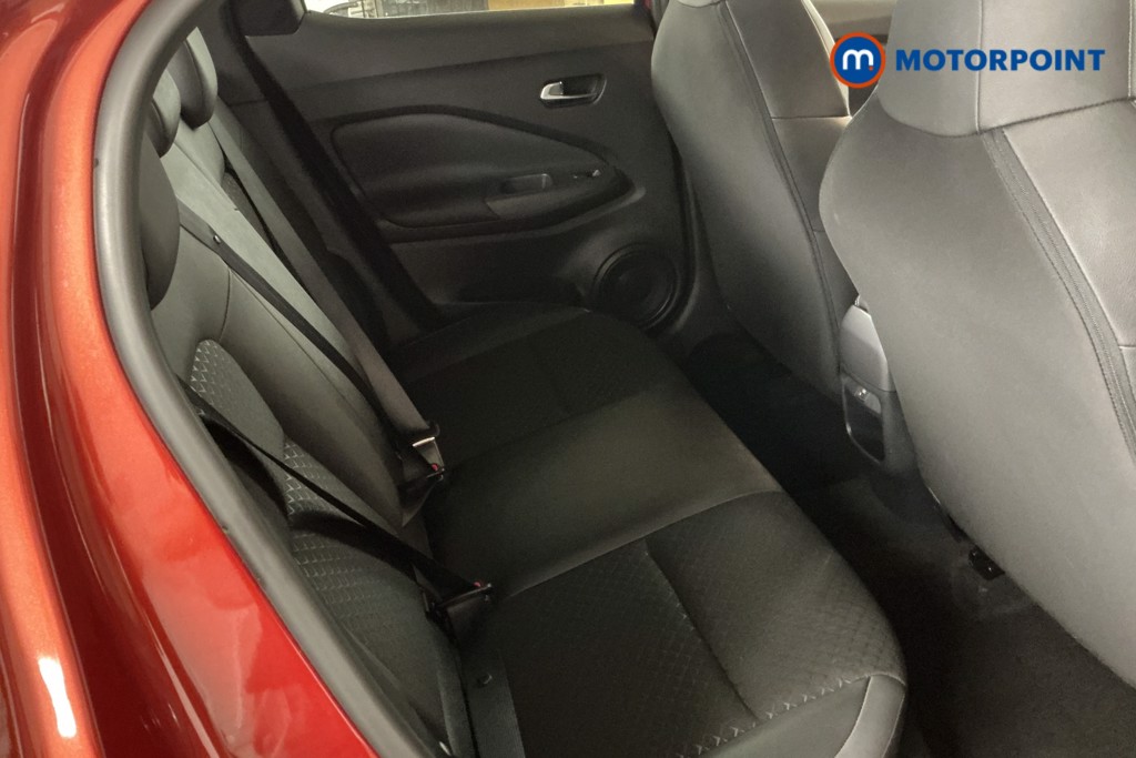 Nissan Juke N-Connecta Automatic Petrol-Electric Hybrid SUV - Stock Number (1563424) - 4th supplementary image