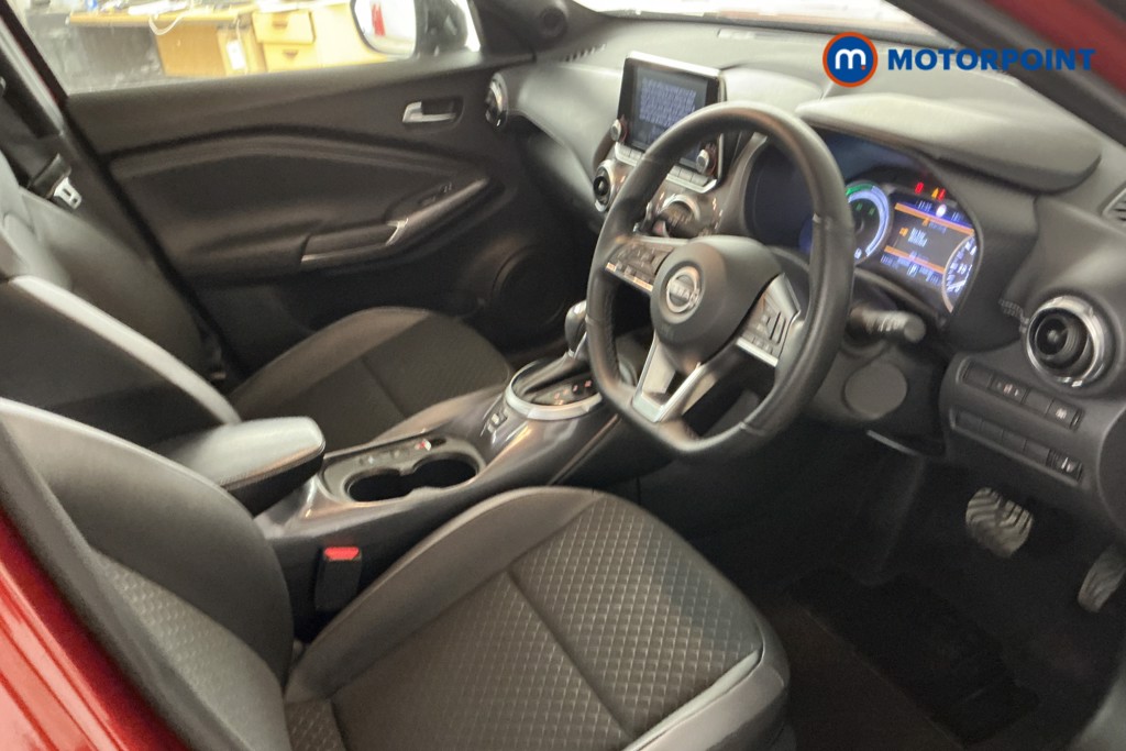 Nissan Juke N-Connecta Automatic Petrol-Electric Hybrid SUV - Stock Number (1563424) - 5th supplementary image