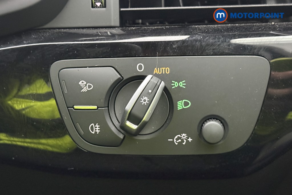 Audi A4 S Line Automatic Petrol Estate - Stock Number (1563504) - 25th supplementary image