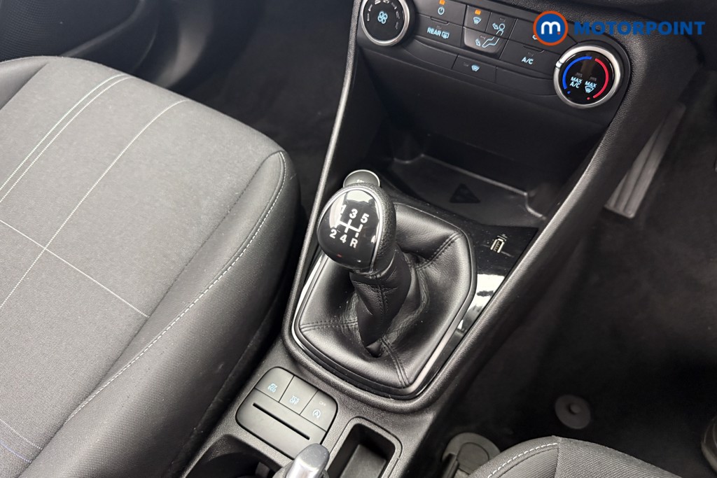 Ford Fiesta Trend Manual Petrol Hatchback - Stock Number (1564385) - 5th supplementary image