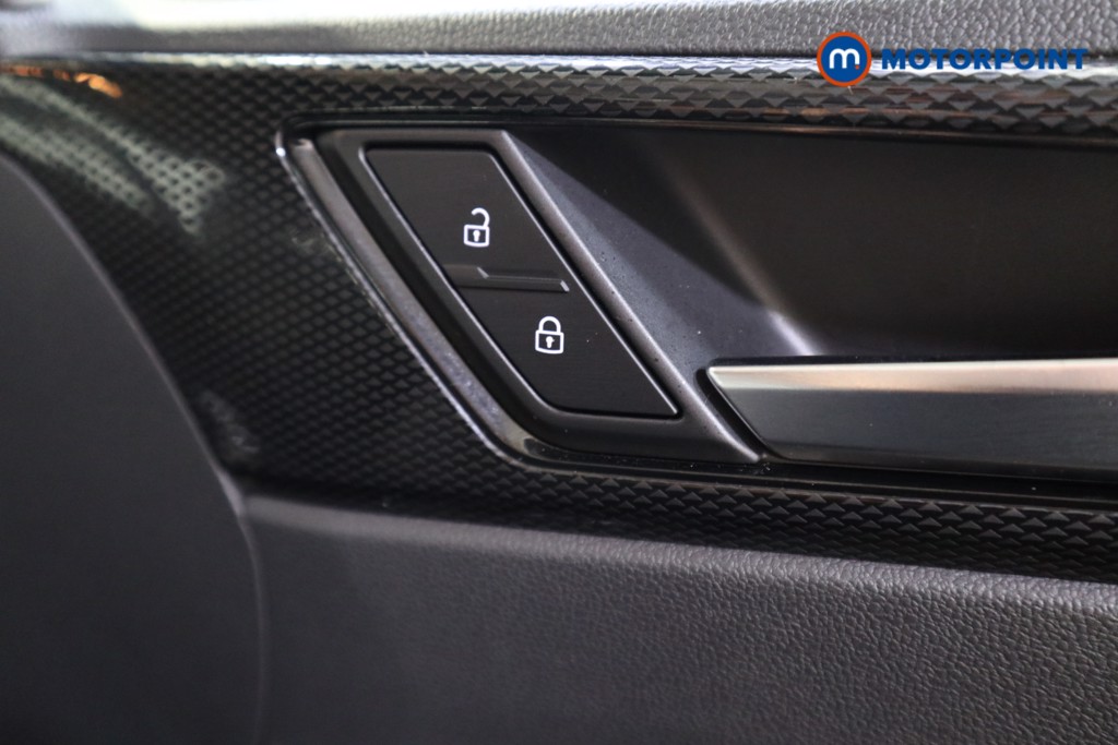 Volkswagen Polo Life Manual Petrol Hatchback - Stock Number (1565397) - 10th supplementary image