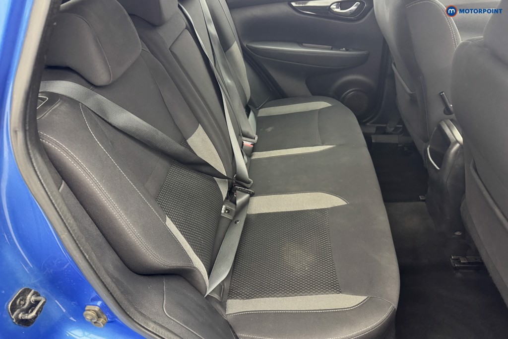 Nissan Qashqai Acenta Premium Manual Diesel SUV - Stock Number (1565708) - 4th supplementary image