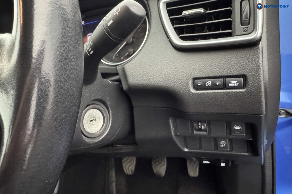 Nissan Qashqai Acenta Premium Manual Diesel SUV - Stock Number (1565708) - 21st supplementary image