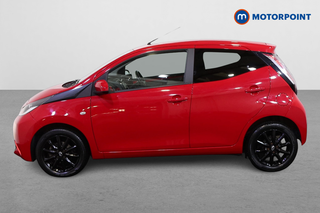Toyota Aygo X-Style Automatic Petrol Hatchback - Stock Number (1565914) - Passenger side