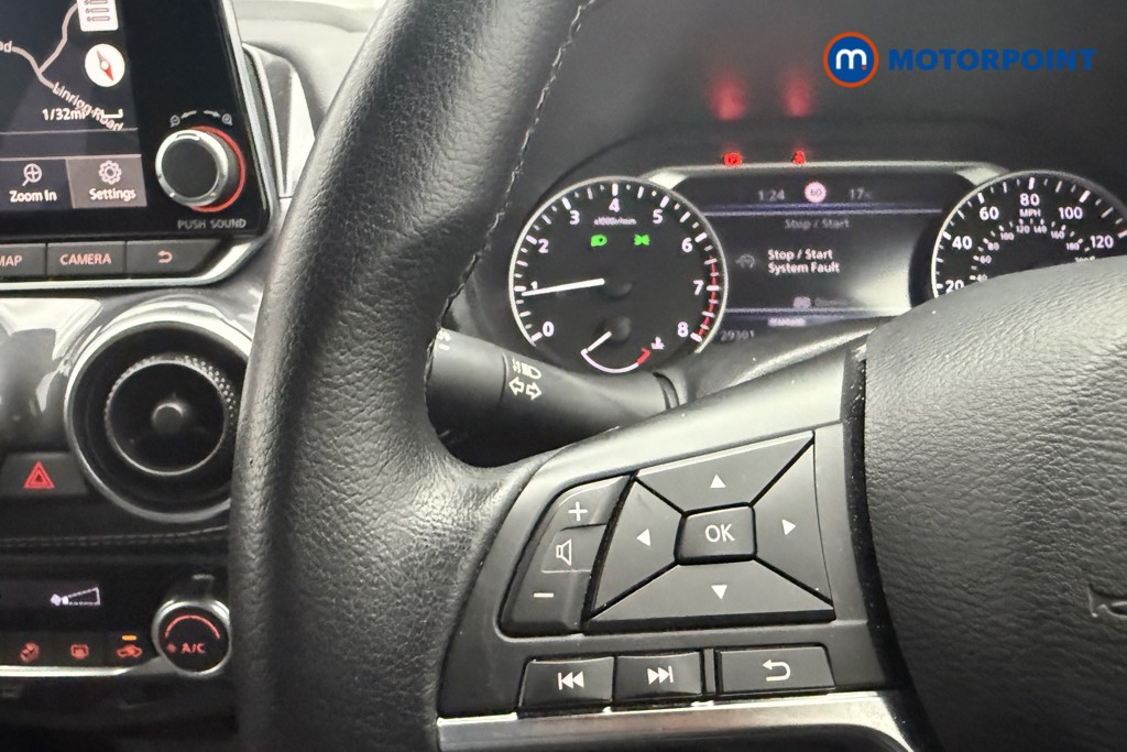 Nissan Juke N-Connecta Manual Petrol SUV - Stock Number (1566106) - 13th supplementary image