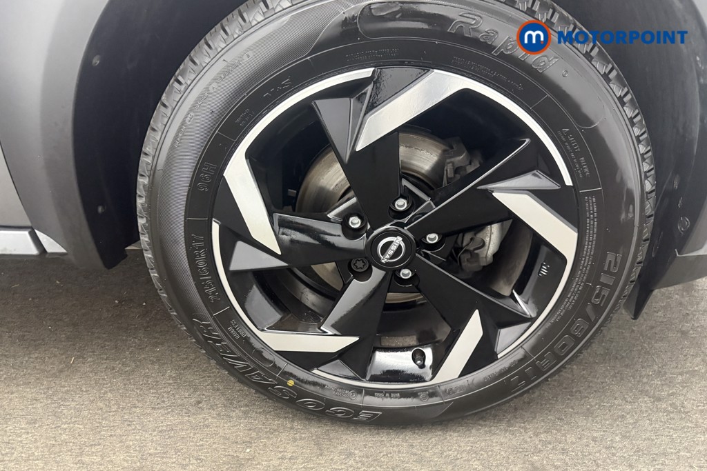 Nissan Juke N-Connecta Manual Petrol SUV - Stock Number (1566106) - 18th supplementary image