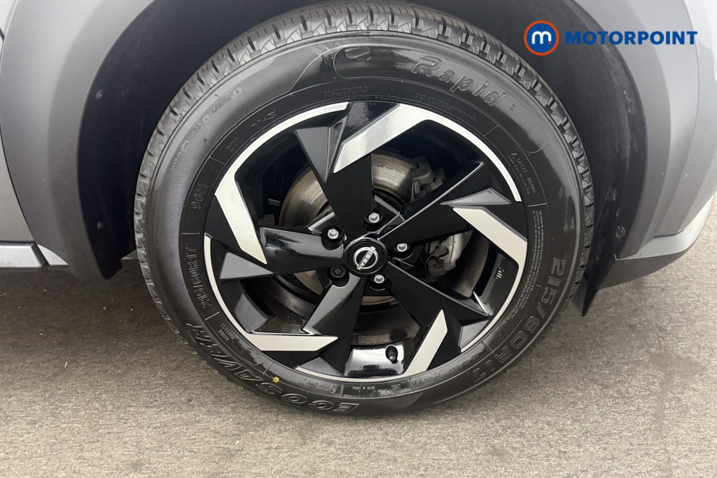 Nissan Juke N-Connecta Manual Petrol SUV - Stock Number (1566106) - 21st supplementary image