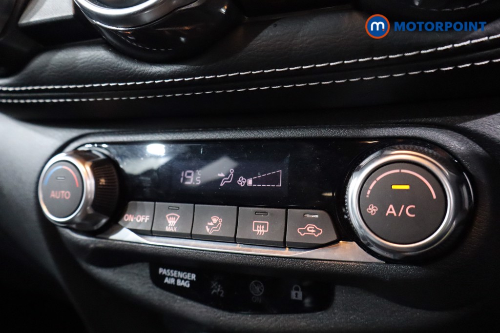 Nissan Juke N-Connecta Manual Petrol SUV - Stock Number (1566915) - 13th supplementary image