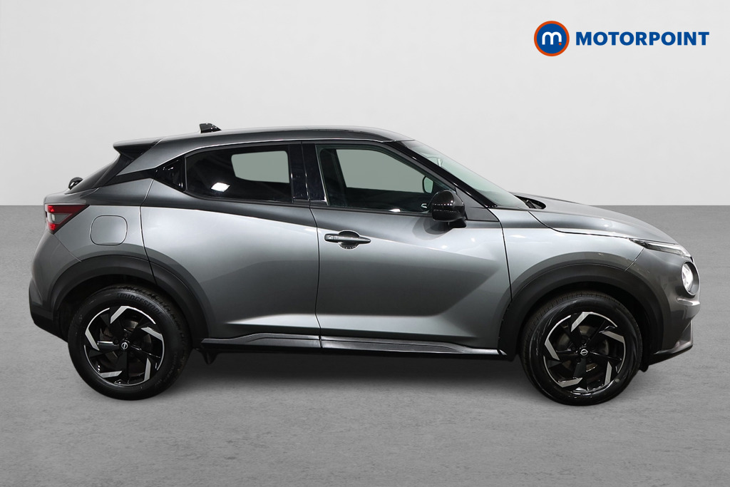 Nissan Juke N-Connecta Manual Petrol SUV - Stock Number (1566915) - Drivers side