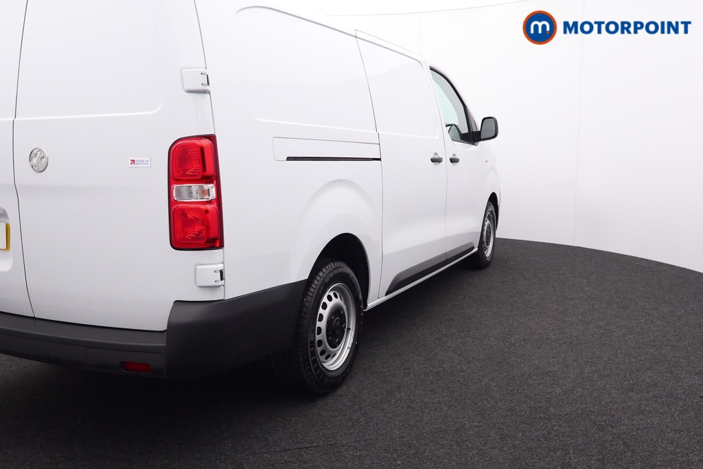Vauxhall Vivaro Prime Manual Diesel Panel Van - Stock Number (1567043) - Drivers side rear corner