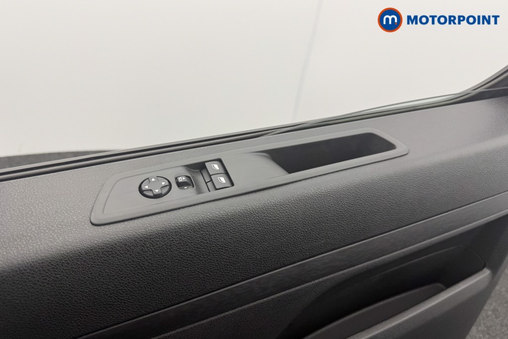 Vauxhall Vivaro PRO Manual Diesel Panel Van - Stock Number (1567140) - 13th supplementary image