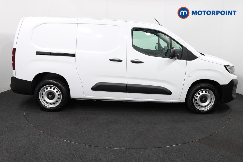 Vauxhall Combo Cargo Prime Manual Diesel Crew Bus - Stock Number (1567146) - Drivers side