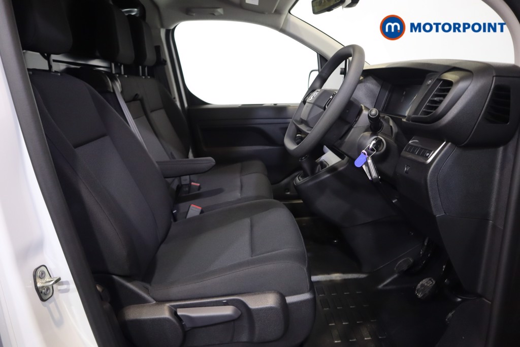 Vauxhall Vivaro PRO Manual Diesel Panel Van - Stock Number (1567200) - 6th supplementary image