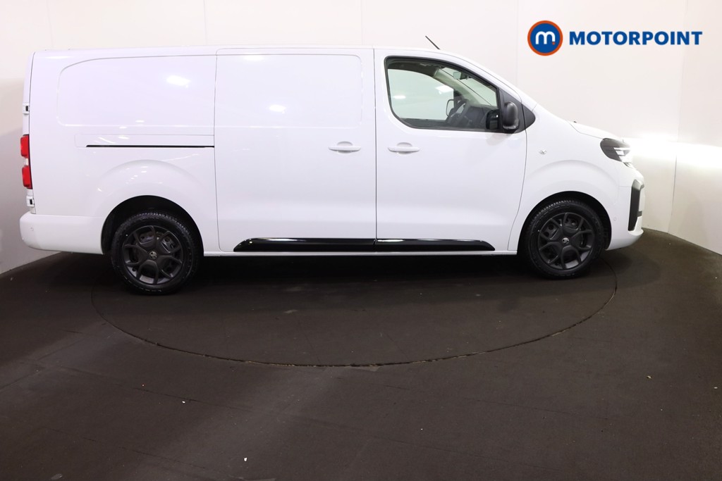 Vauxhall Vivaro PRO Manual Diesel Panel Van - Stock Number (1567200) - Drivers side