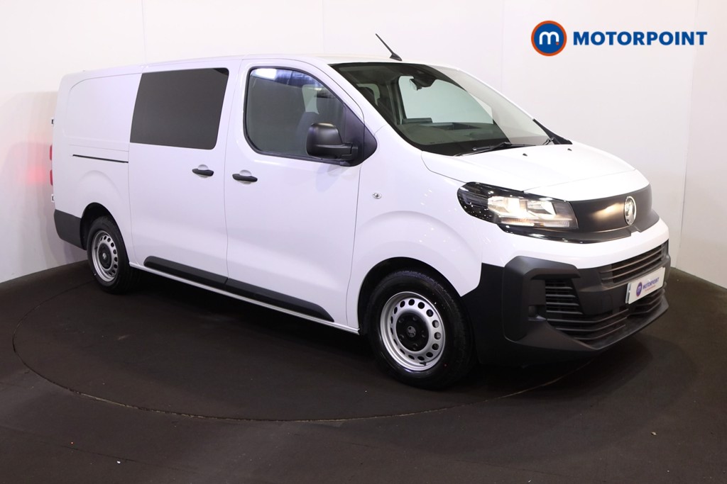Vauxhall Vivaro Prime Manual Diesel Crew Bus - Stock Number (1567289) - Drivers side front corner