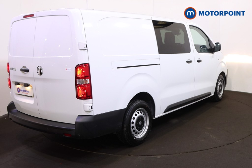Vauxhall Vivaro Prime Manual Diesel Crew Bus - Stock Number (1567289) - Drivers side rear corner