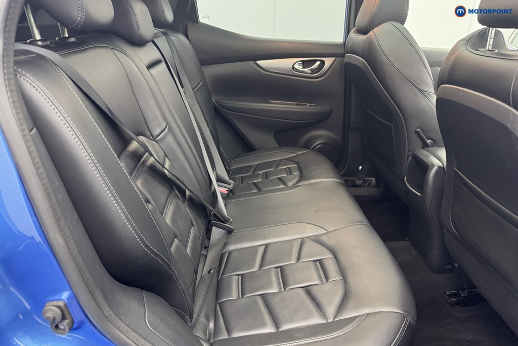Nissan Qashqai Tekna-Plus Manual Petrol SUV - Stock Number (1567374) - 3rd supplementary image