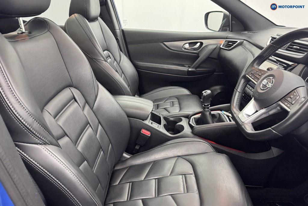 Nissan Qashqai Tekna-Plus Manual Petrol SUV - Stock Number (1567374) - 4th supplementary image