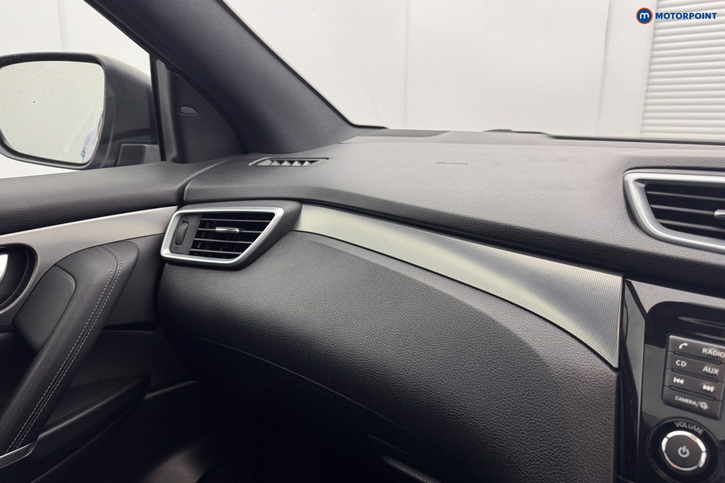 Nissan Qashqai Tekna-Plus Manual Petrol SUV - Stock Number (1567374) - 15th supplementary image