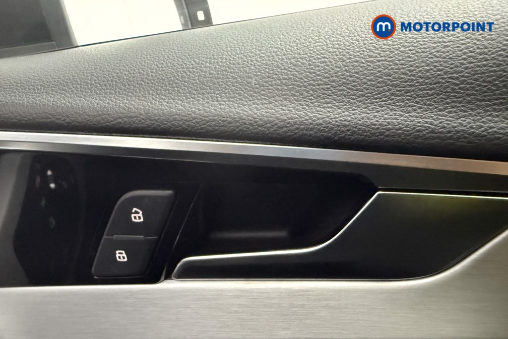 Audi A4 S Line Automatic Diesel Estate - Stock Number (1567516) - 14th supplementary image